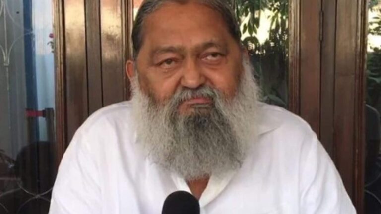 Haryana Home Minister Anil Vij Escapes Unhurt As Car Meets With Accident, Second Time in 3 Weeks