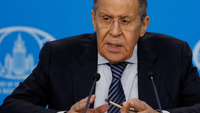 Lavrov Says US, NATO Adding to Tensions between India, China; Takes Aim at AUKUS