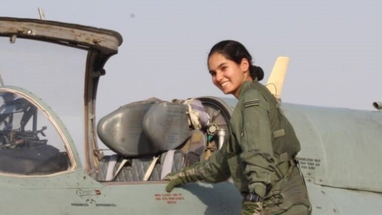 Meet Avani Chaturvedi, IAF’s 1st Woman Pilot to be Part of Aerial Wargames Abroad