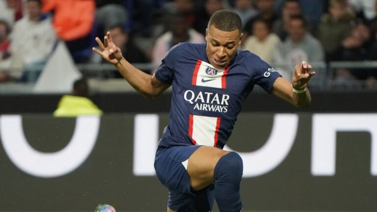 PSG Star Kylian Mbappe Ruled Out of UCL First Leg Clash Against Bayern Munich