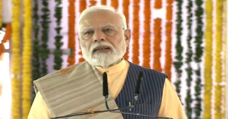 “Dream of Viksit Bharat will be fulfilled when every corner of country is developed”: PM Modi