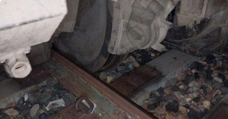 Train accident averted in Buxar after train engine derailed on loop line