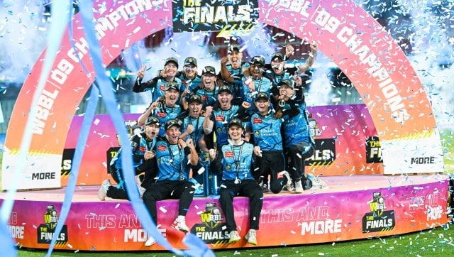 Adelaide Strikers beat Brisbane Heat to clinch second title